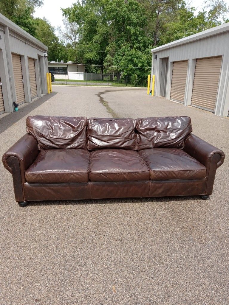 Restoration Hardware Lancaster Italian Berkshire Leather Sofa - Free Delivery