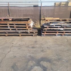 Pallets, Wood . Lumber, Madera