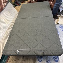 Twin adjustable Bed Base With Remote 
