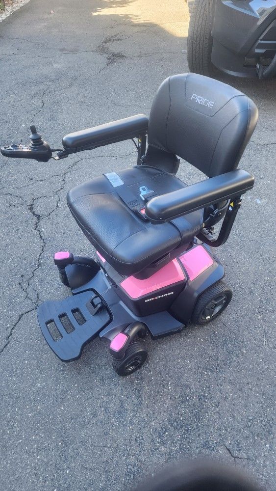  Electric Wheelchair