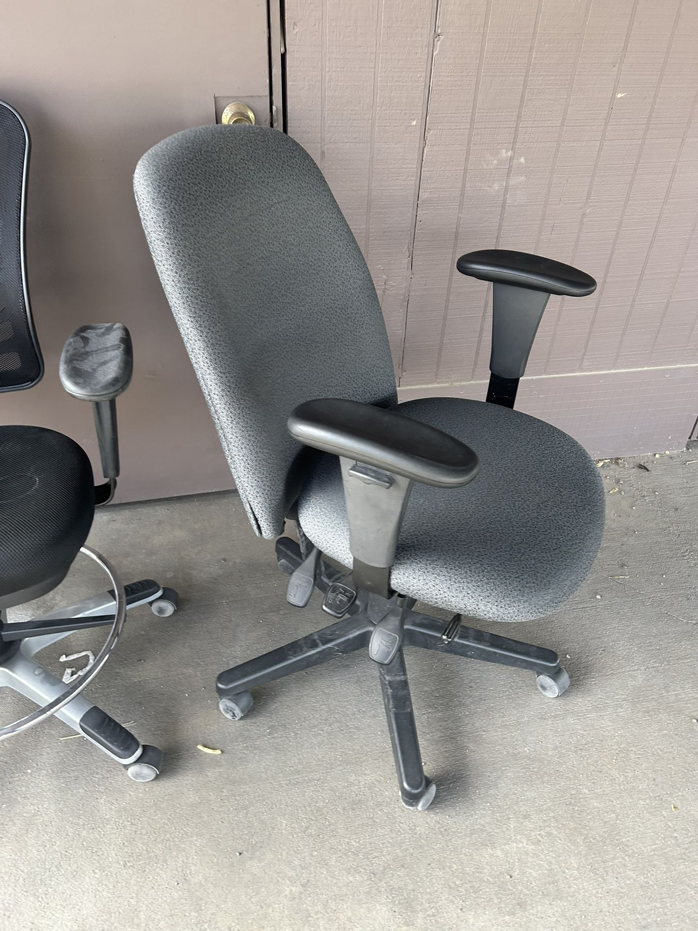 Office Chairs 