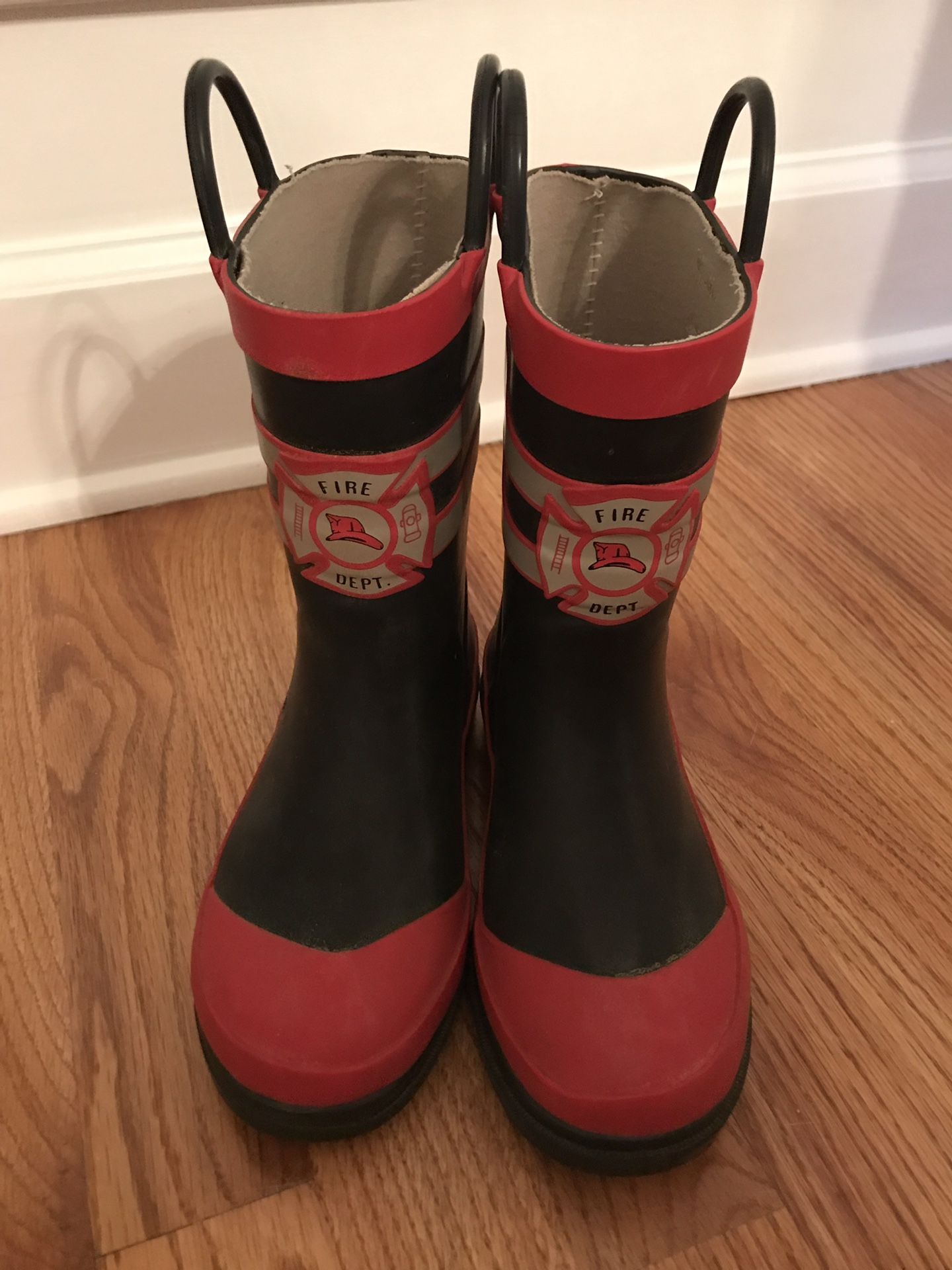 Boys size 11 Fireman Rain boots