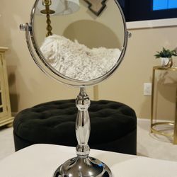 Magnifying Vanity Mirror 