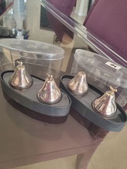 2 sets silvertone Pear Shaped Salt And Pepper Shakers $5 each set