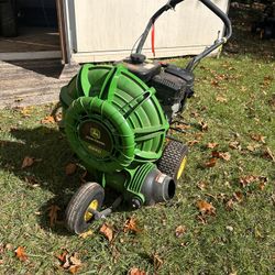 John Deere B940 Walk Behind Blower