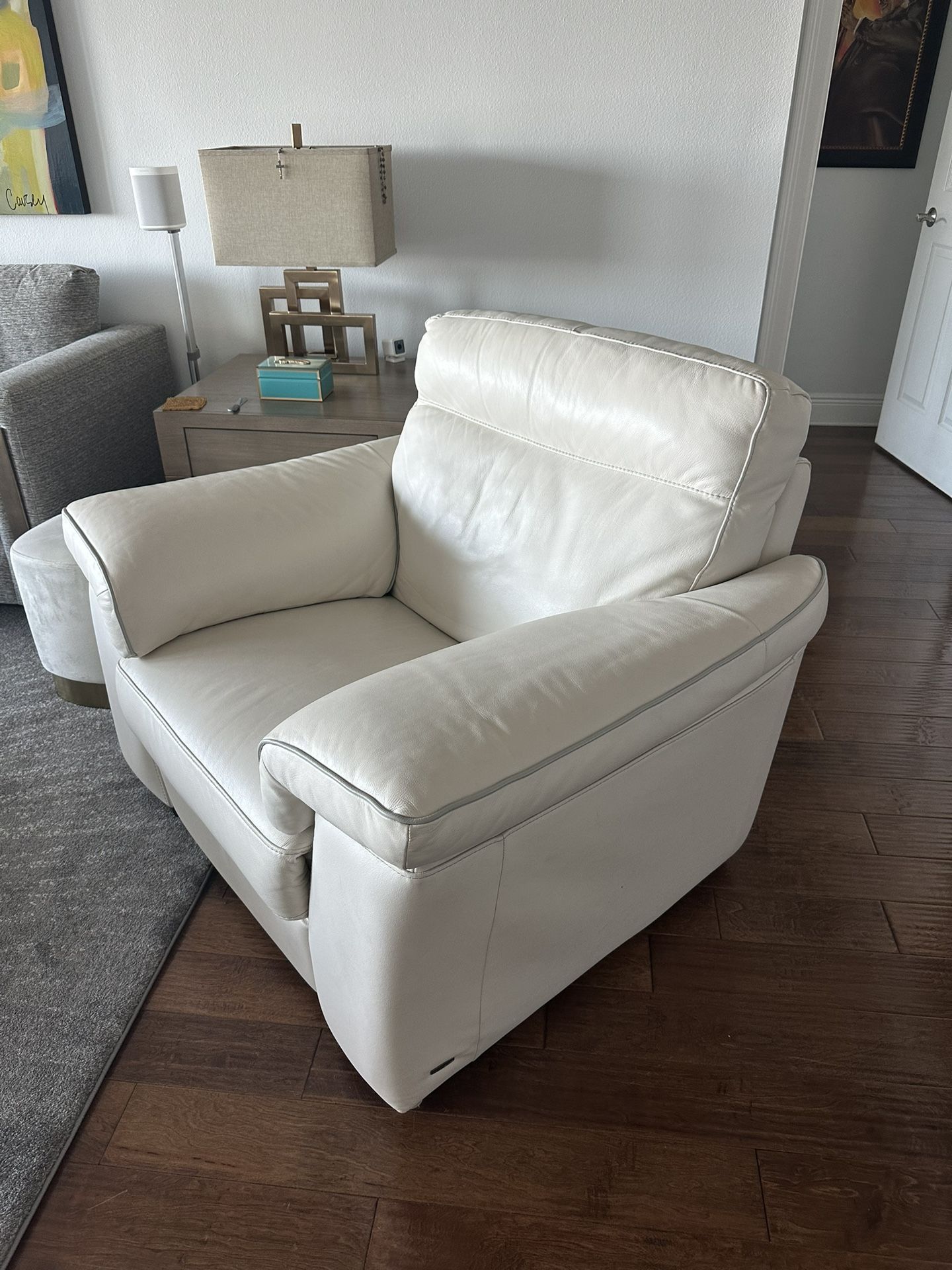 Natuzzi Editions Power Recliner