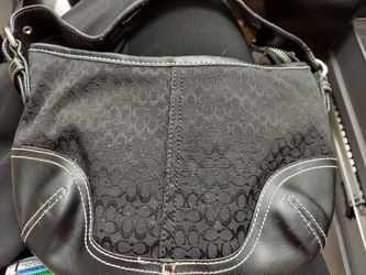 Coach purse hand clutch