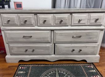 7-Drawer Wood Dresser Whitewash Finish