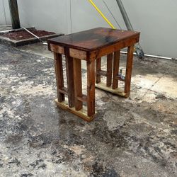 Free Wooden Table