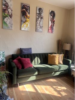 Couch green velvet