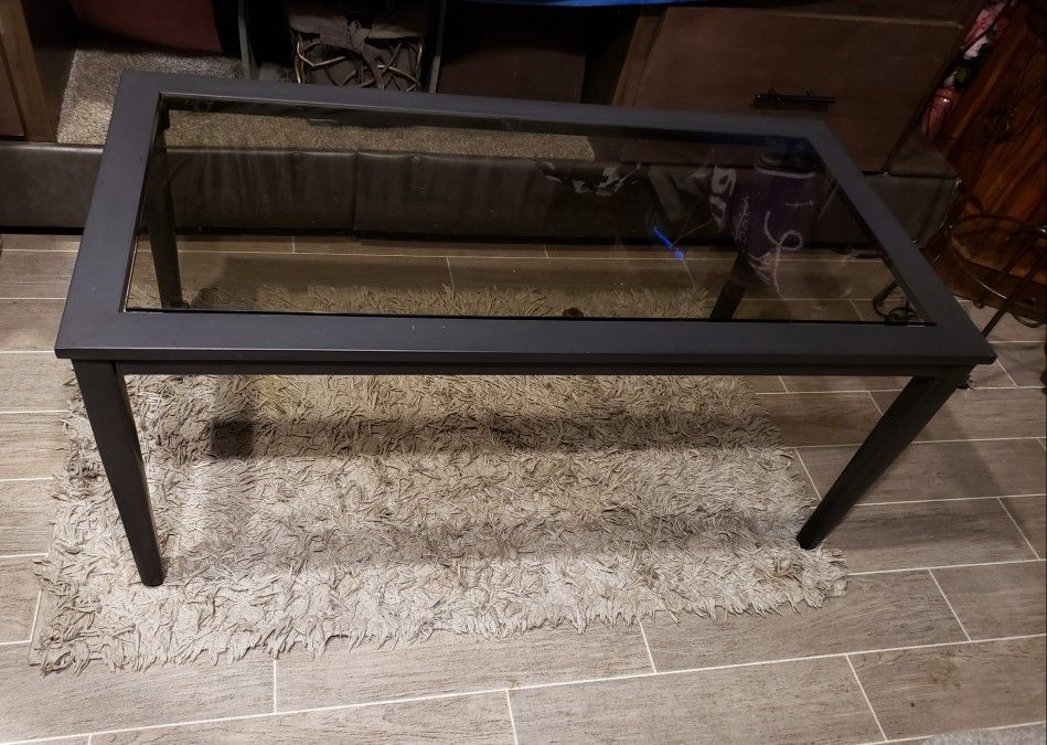 Glass Top Coffee Table 40x20 18tall
