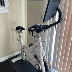 Myx Fitness Bike With Screen 