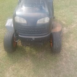 Poulan 18hp  42" Cut