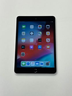 Apple iPad Mini 3 3rd Generation  7.9” 16GB Wi-Fi Tablet