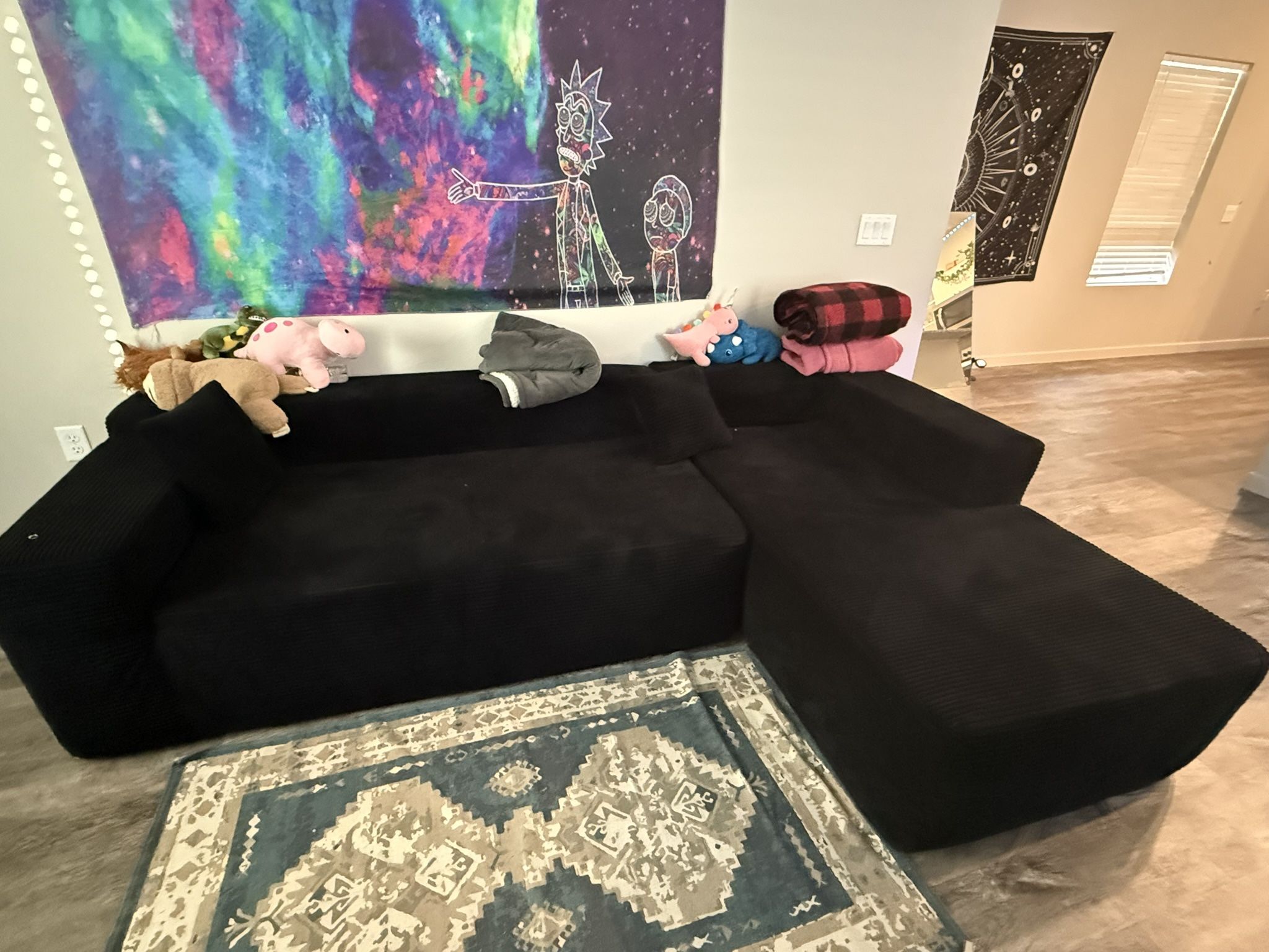 Couch Fully