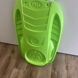 Kids Snow Sled / Snow Sledge – Lightweight & Fun – Great Condition