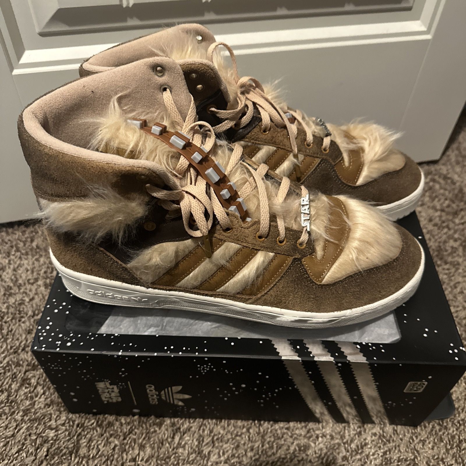 Adidas Rivalry Hi Star Wars Chewbacca size 14