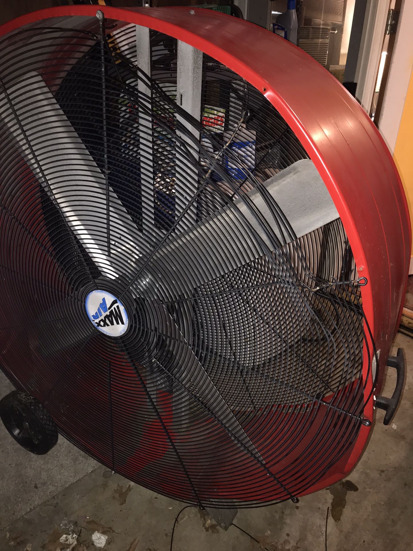 Max Air 42” Barrel Fan