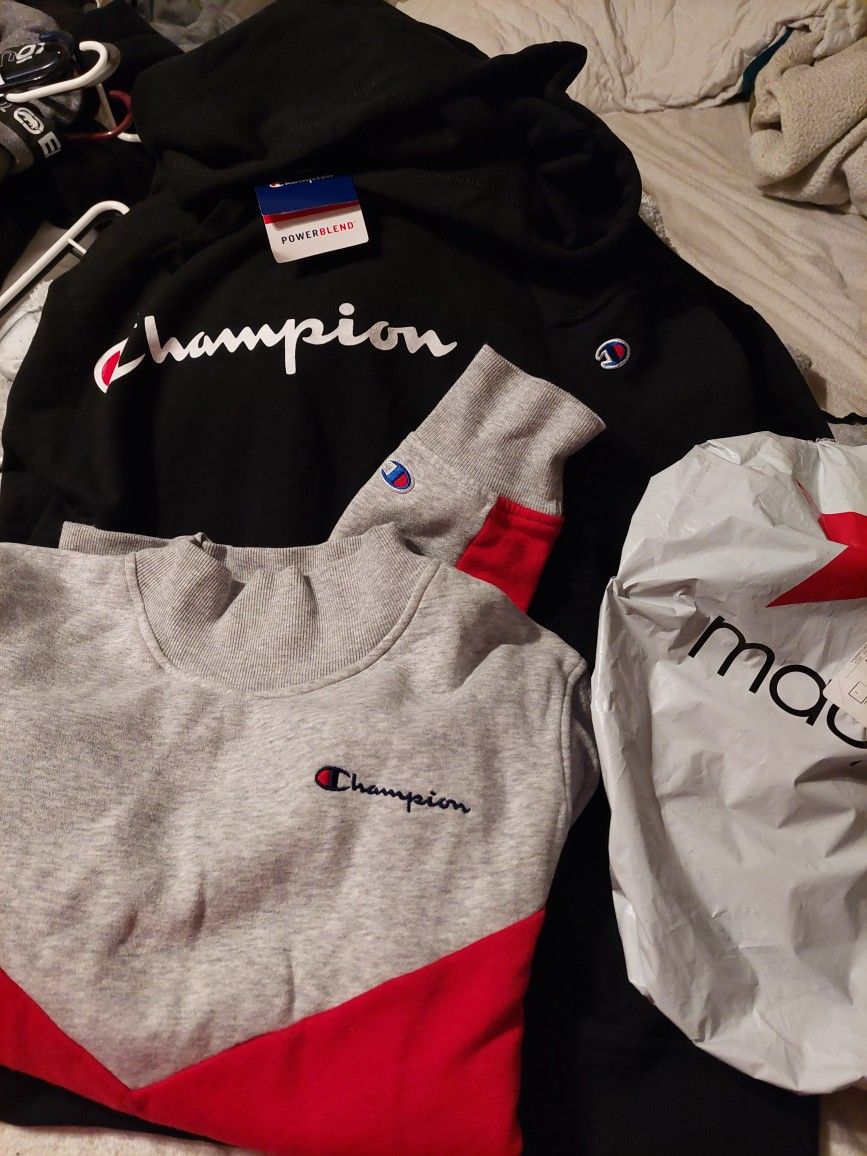 Womens Champion Sweat Shirts