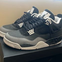 Jordan 4 New Realsed Fearless