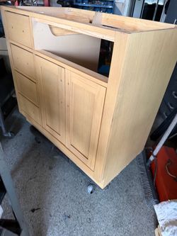 Bathroom vanity