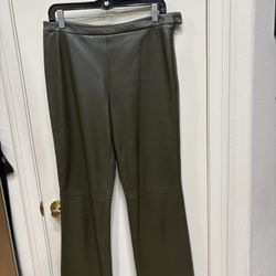 Ladies Leather Pants Dk Olive Sz 6/8