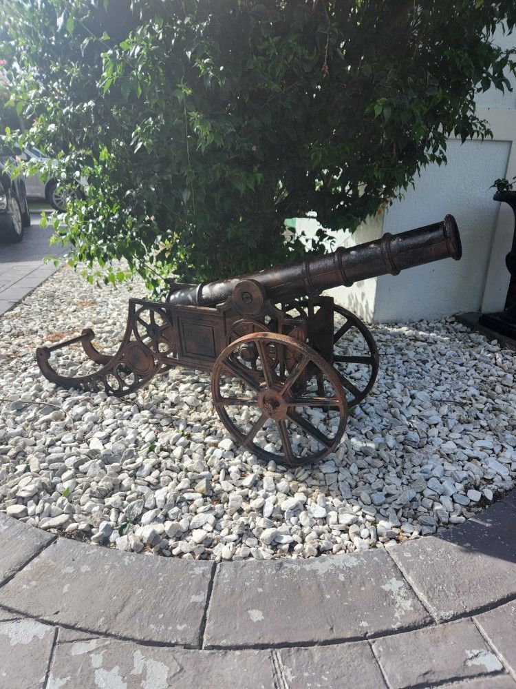 Antique Cannon