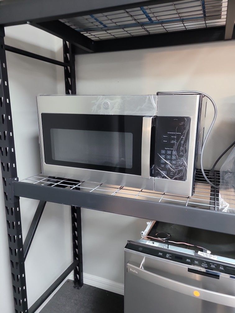GE Microwave Over The Range