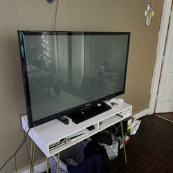 51” Samsung HDTV (2013 Model)