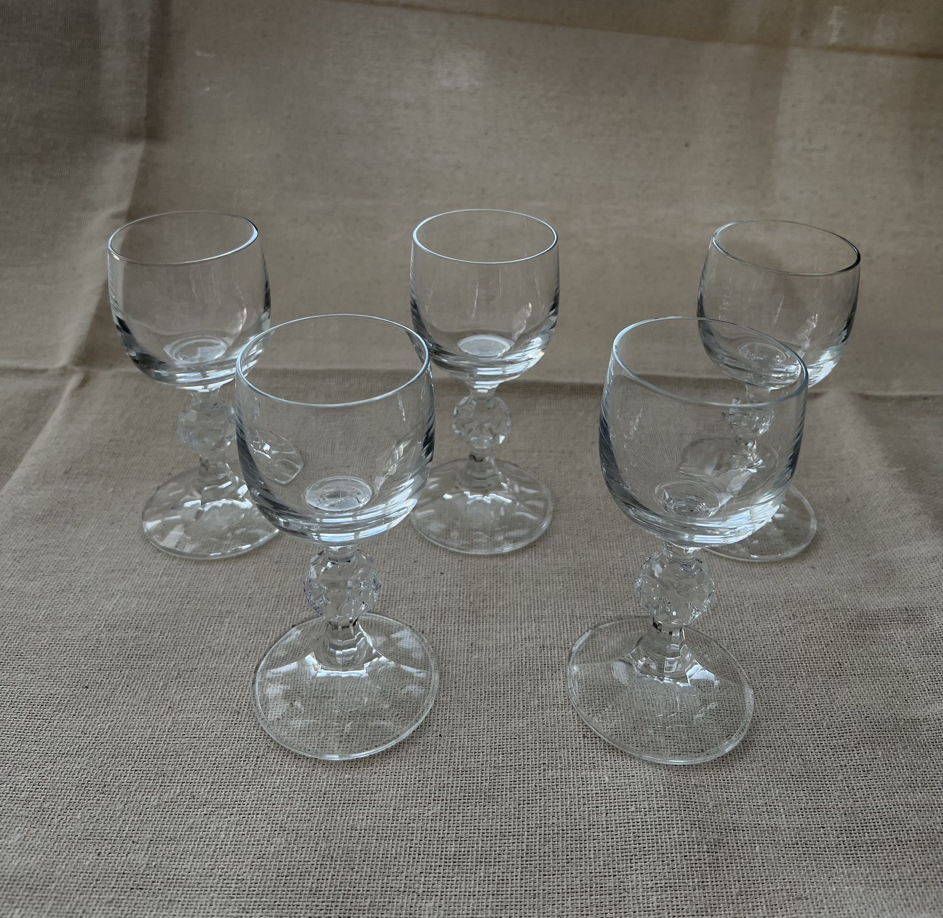 Cordial/Small Wine Glasses