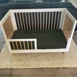 Babyletto Crib, Mattress And Sheets