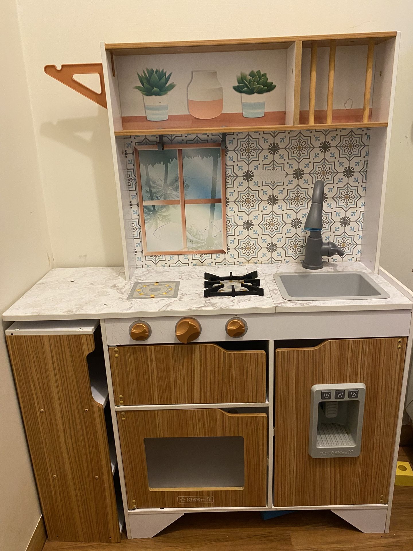 KidKraft Taverna Wooden Play Kitchen
