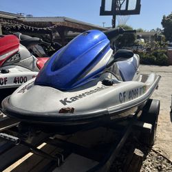 2 Jet Skis Kawasaki STX-15f 