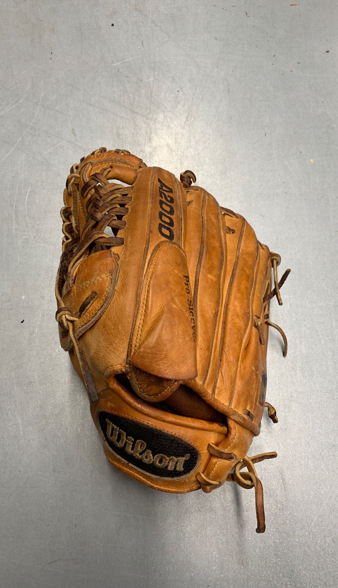 Wilson A2000 Pro-Stock 11.75" LH Glove