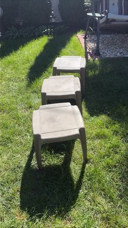 Mushroom Stacking Plastic Outdoor Side Table