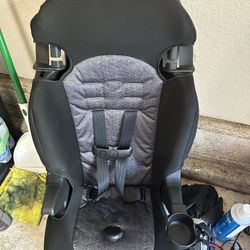 Brand New Cosco Kids Car seat 
