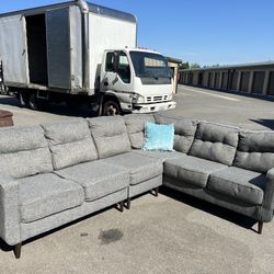 Sectional Couch 