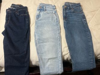 american eagle mom jeans