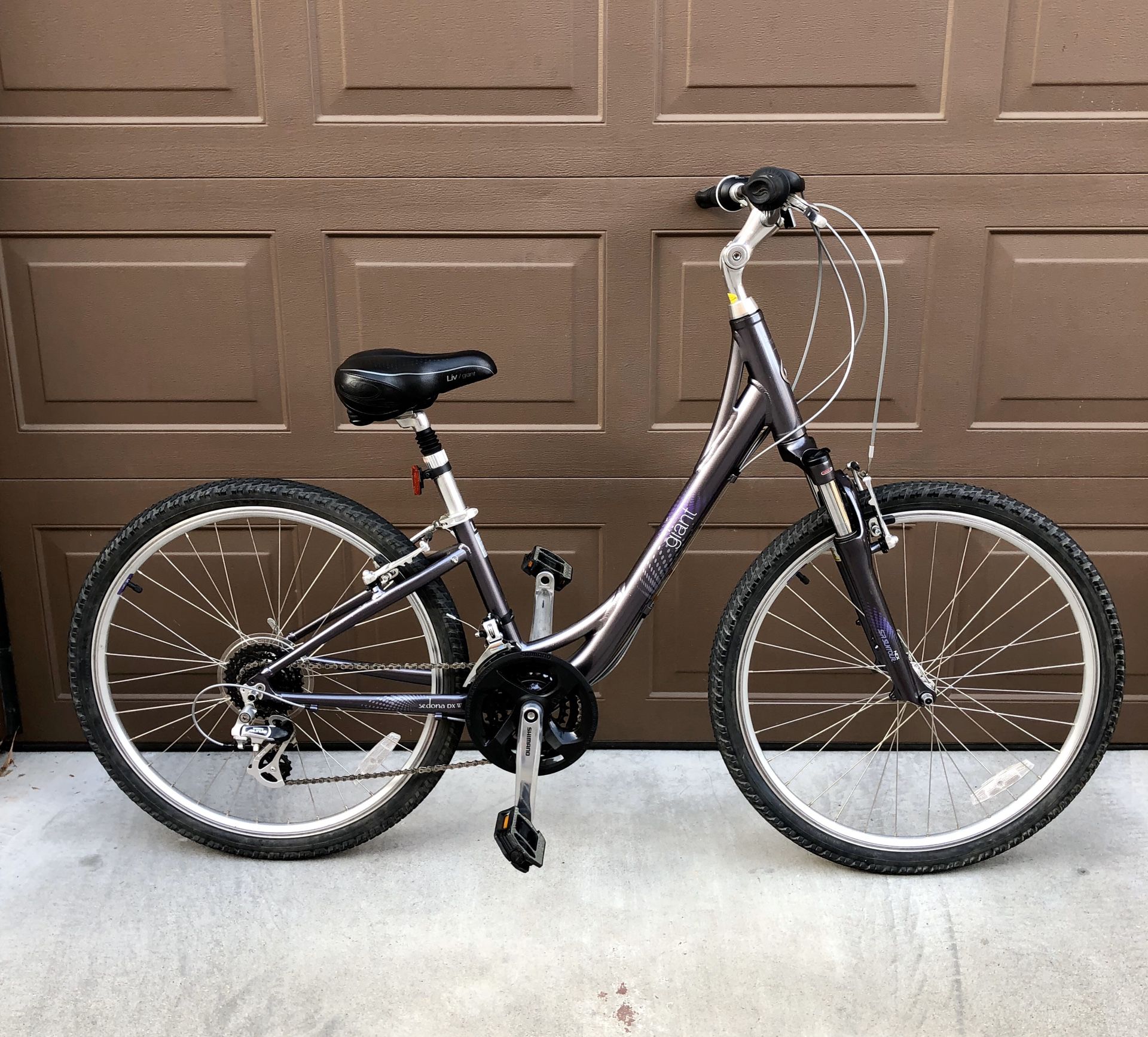 Giant Liv Sedona bike with front suspension