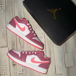 Nike Jordan 1 Low Desert Berry