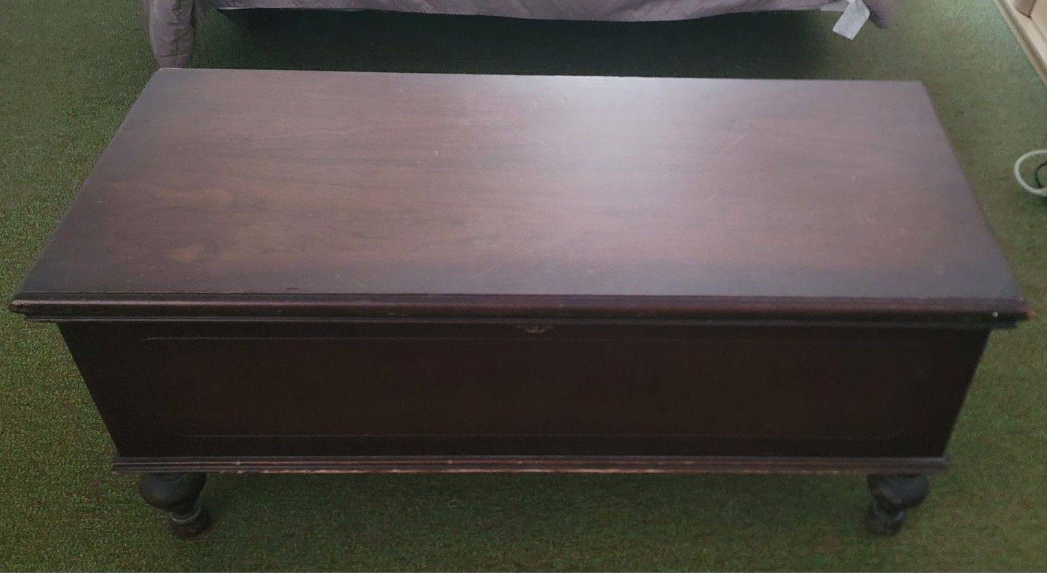 Lane's Cedar Chests * Storage Hope Chest (Used)