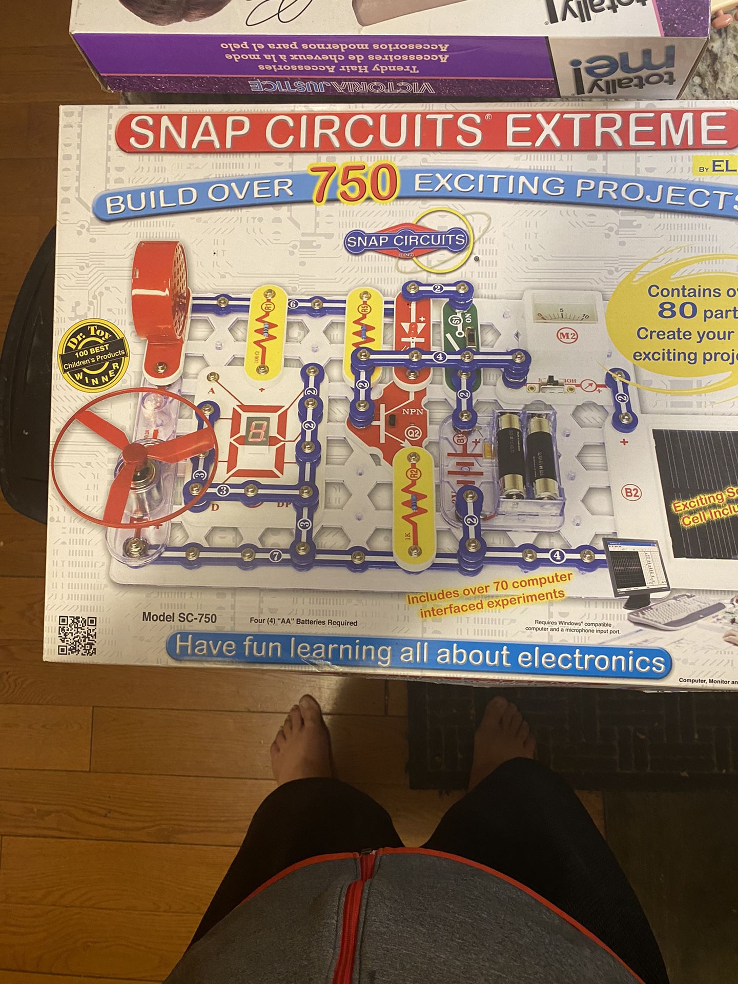 Snap Circuits Extreme Game All Parts included never used