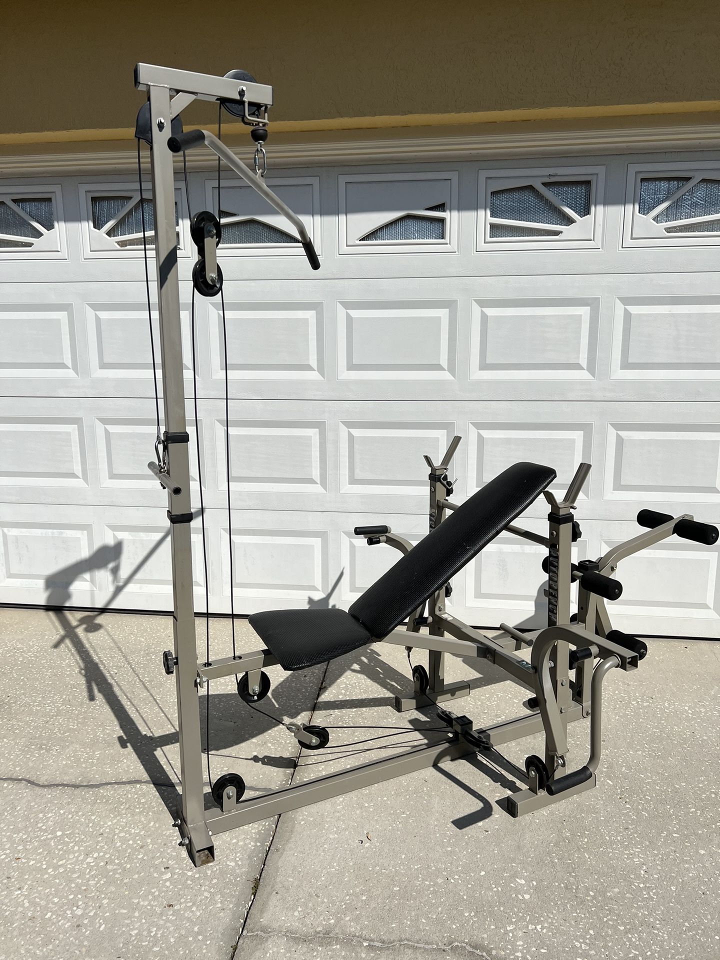 Weight Bench for Sale in Clermont, FL - OfferUp