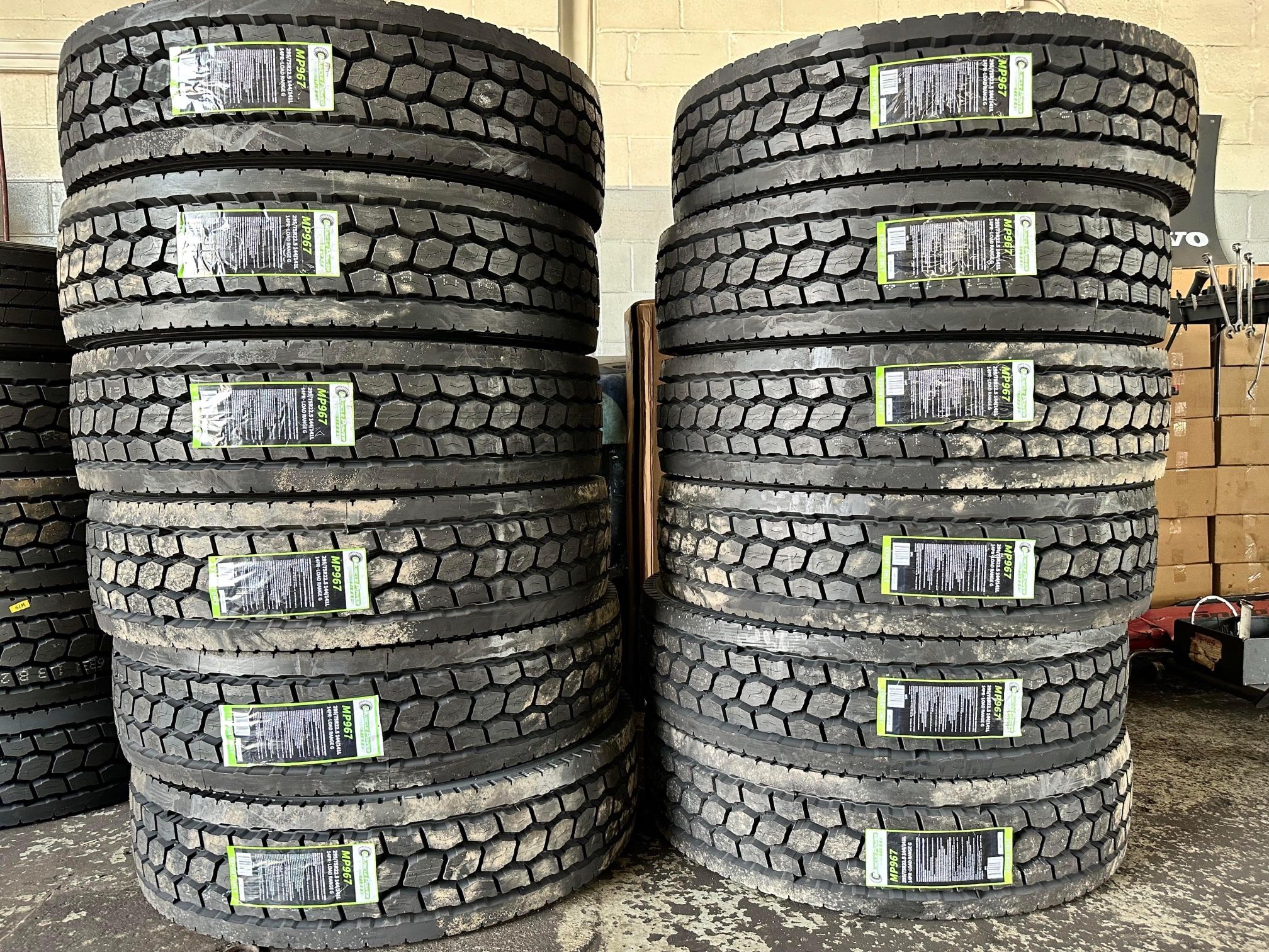 Drive Tire 295/75R22.5 MUSCLE POWER Price 275$ VN DIESEL SHOP 5504 W Cal Sag Road Alsip, IL 60803