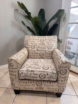 Accent chair