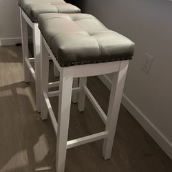 Bar Height Stool Set (2)