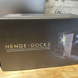 Henge Dock For MacBook Pro 15” w/Touch Bar 