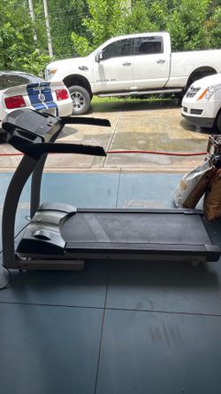 Treadmill - LifeSpan