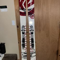 K2 pontoon powder skis W/marker contact control si binding