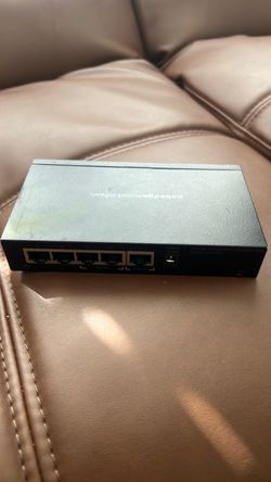 Pakedge SE Network Switch with PoE